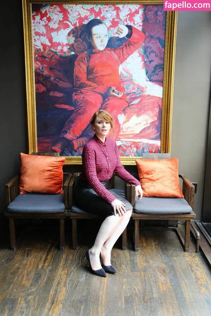 Bryce Dallas Howard Onlyfans Photo Gallery 