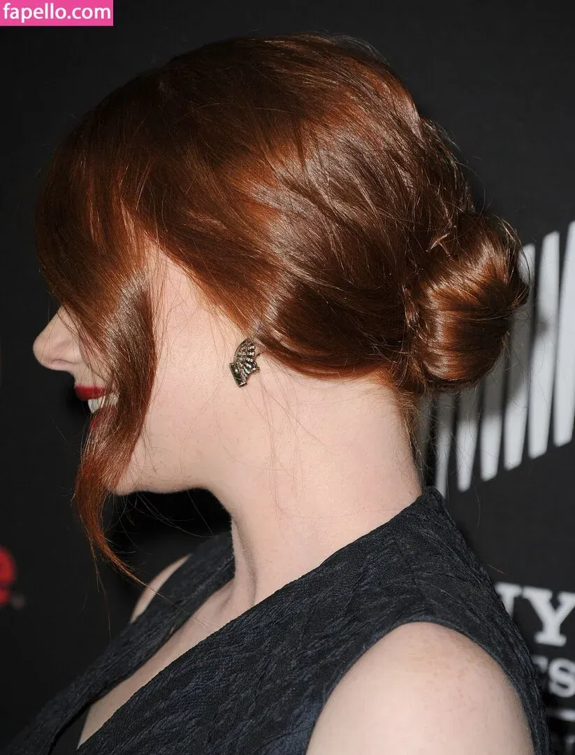 Bryce Dallas Howard Onlyfans Photo Gallery 