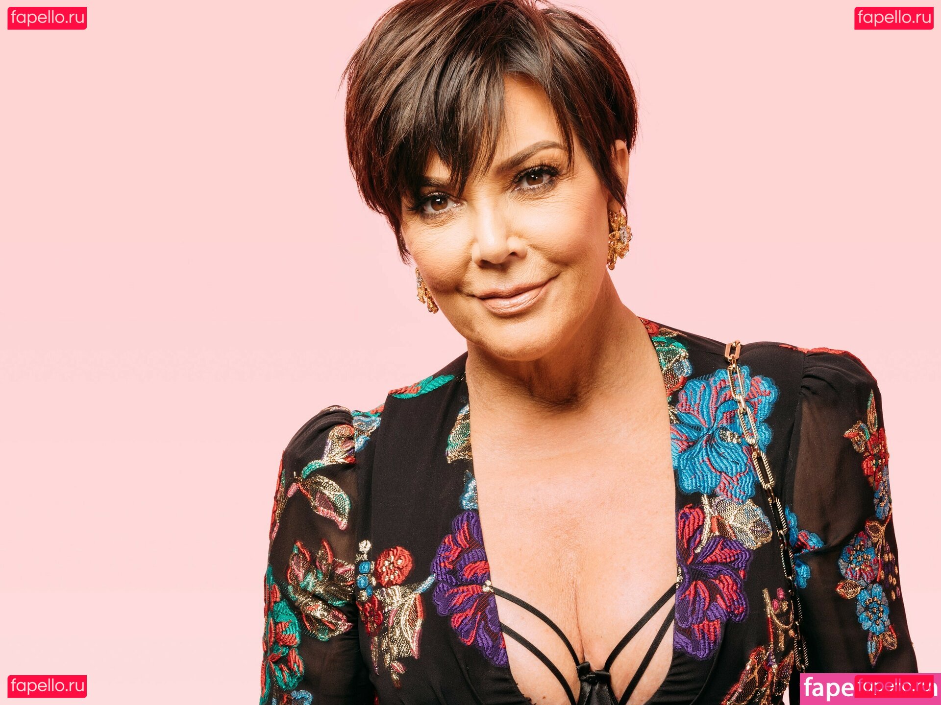 Kris Jenner Nude Onlyfans Photo 17