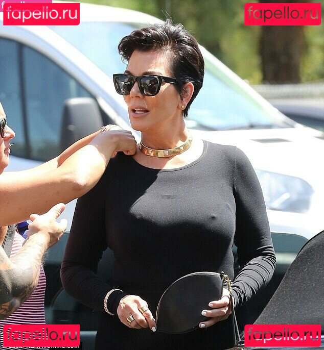 Kris Jenner Nude Onlyfans Photo 10