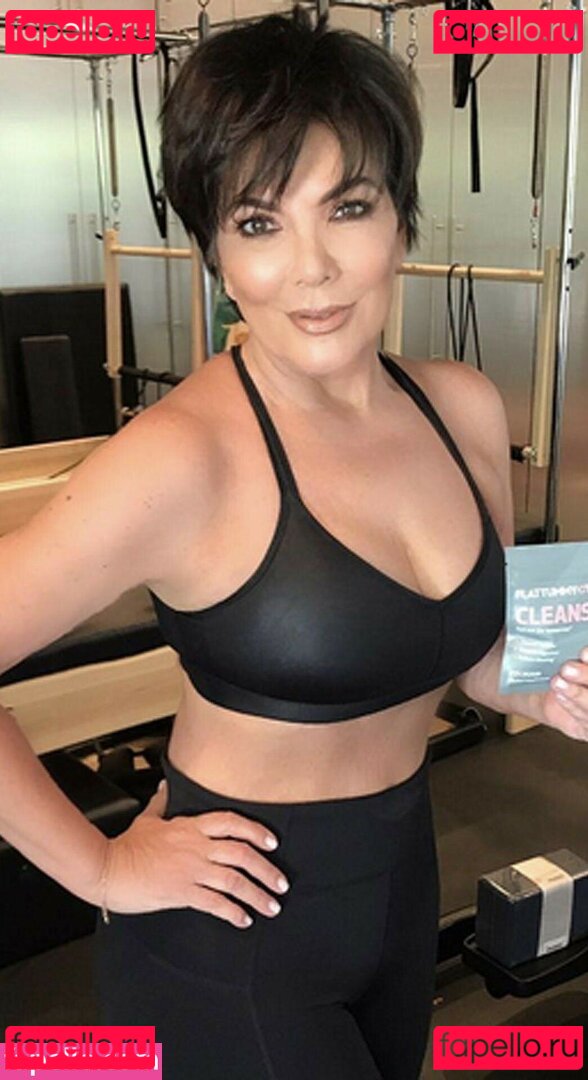Kris Jenner Nude Onlyfans Photo 3