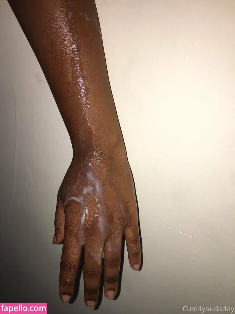 cum4youdaddyy Onlyfans Photo Gallery 