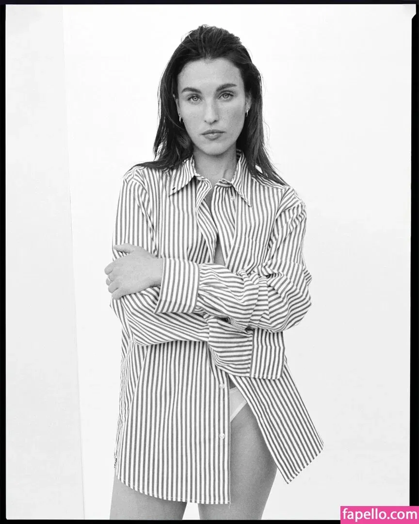 Rainey Qualley Onlyfans Photo Gallery 