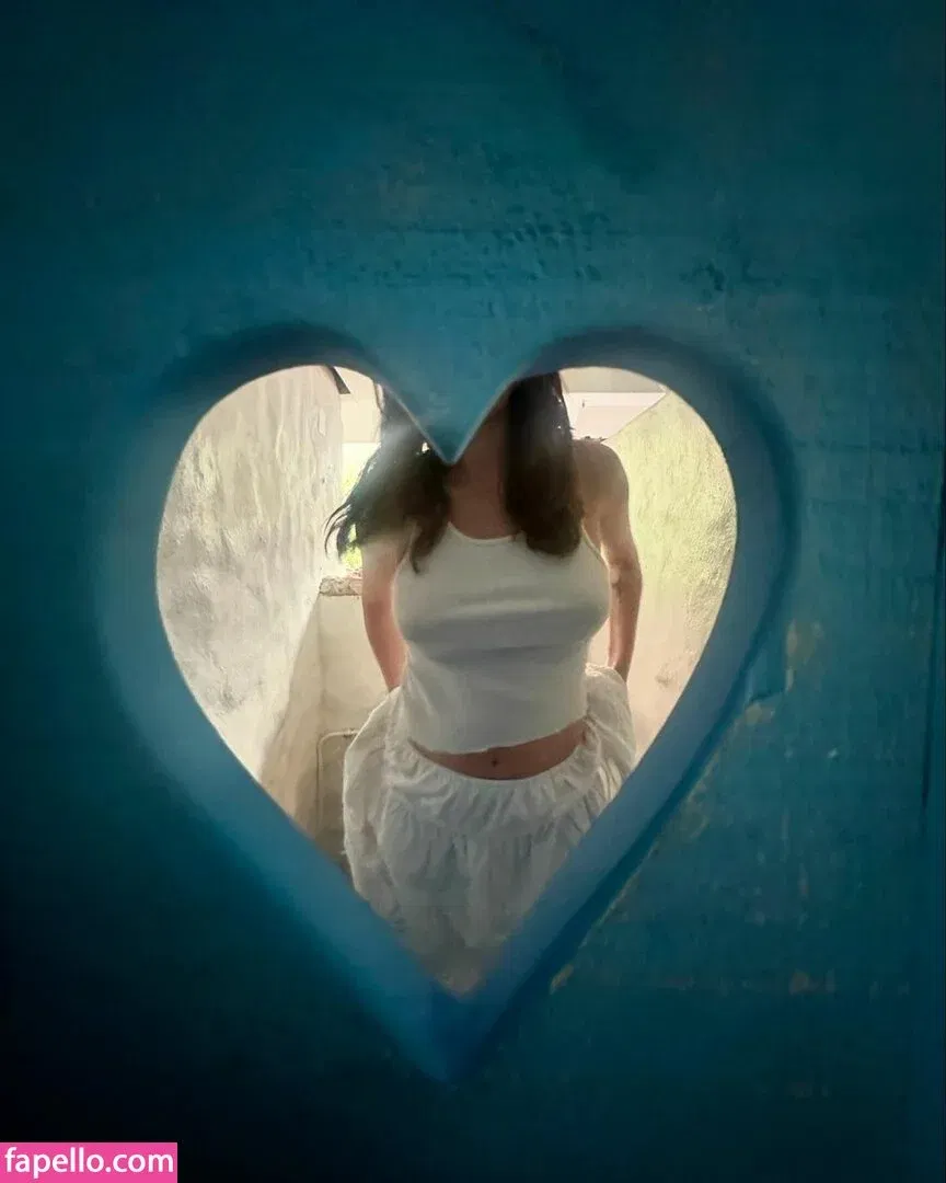 Rainey Qualley Onlyfans Photo Gallery 