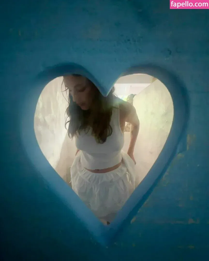 Rainey Qualley Onlyfans Photo Gallery 