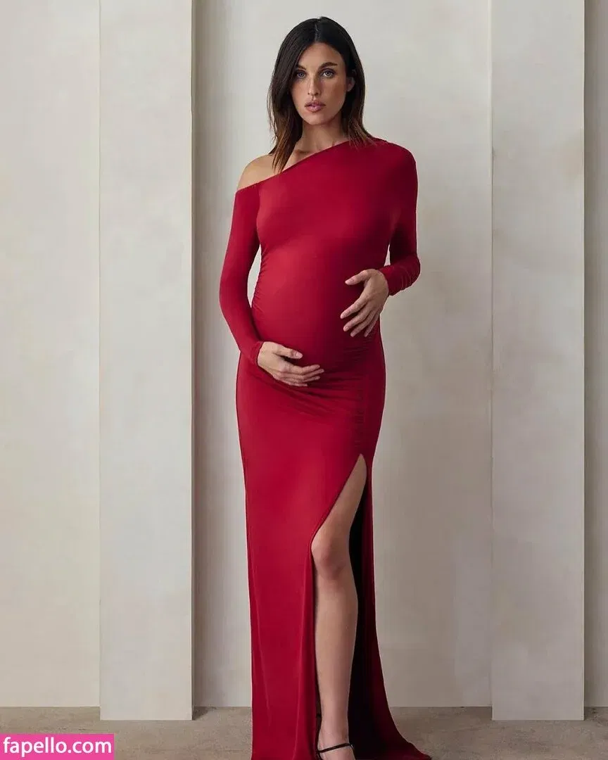 Rainey Qualley Onlyfans Photo Gallery 