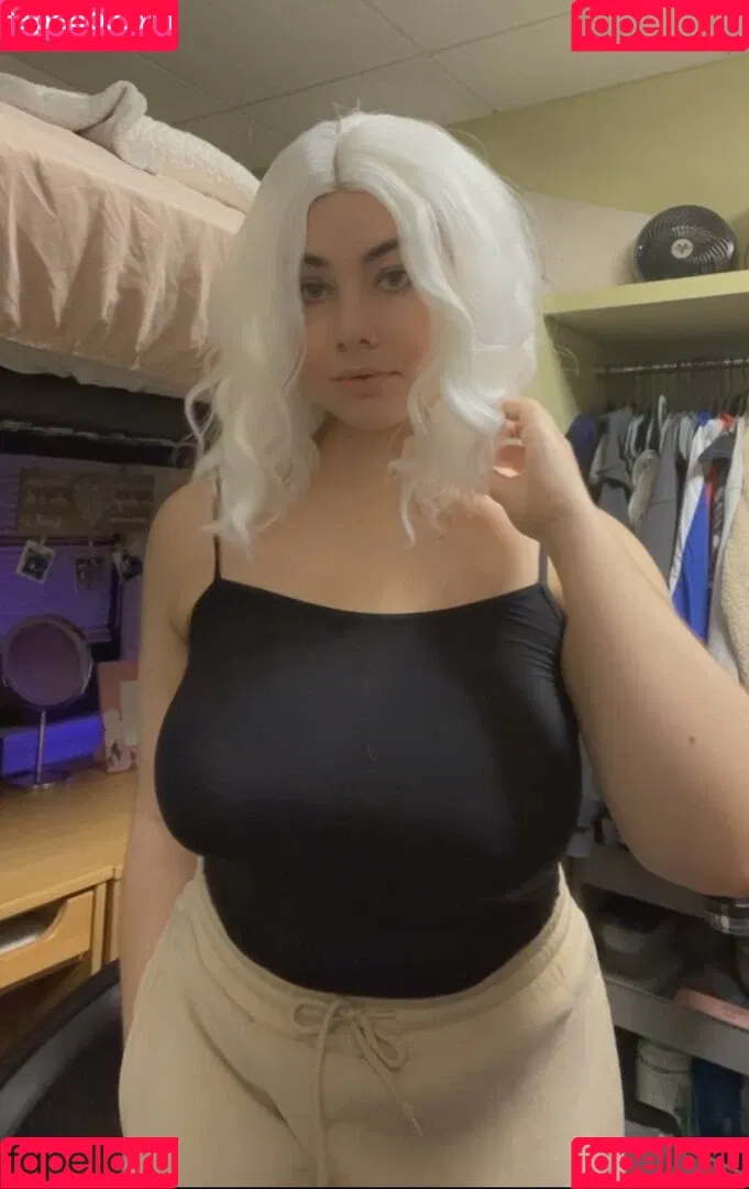 Uwuhours Onlyfans Photo Gallery 