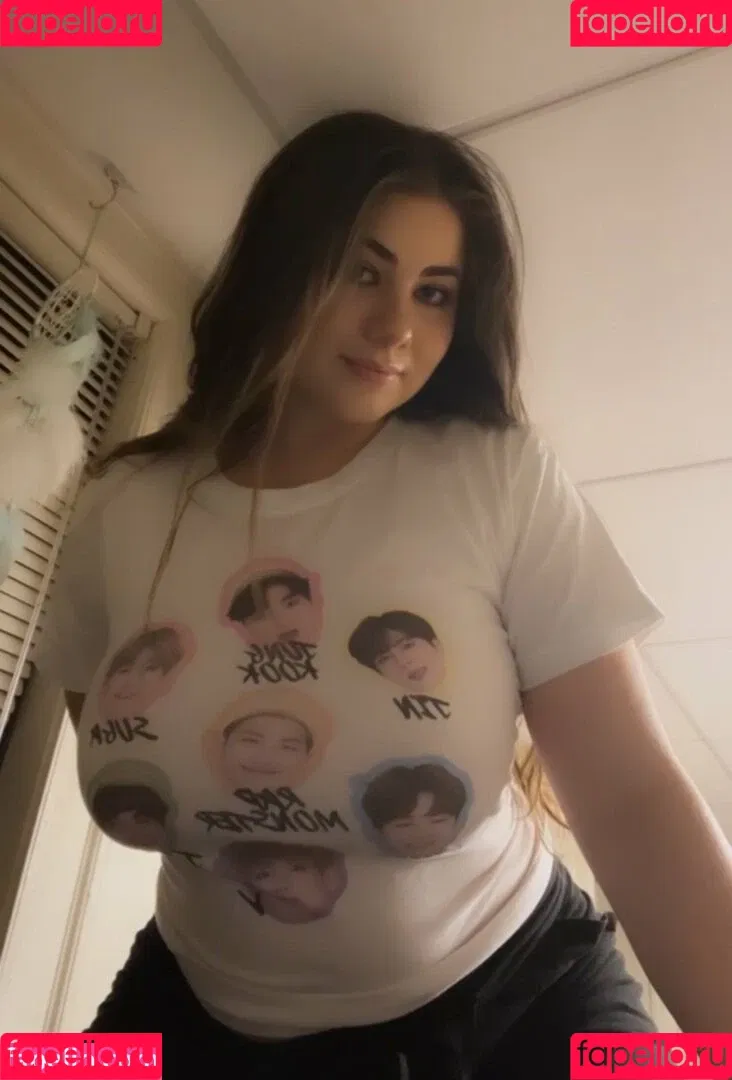 Uwuhours Onlyfans Photo Gallery 