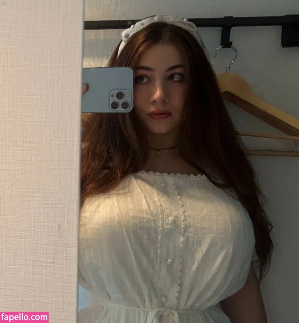 Uwuhours Onlyfans Photo Gallery 