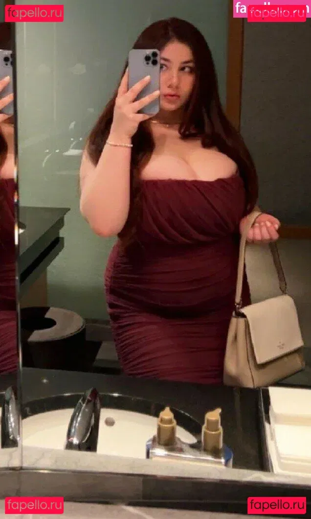 Uwuhours Onlyfans Photo Gallery 