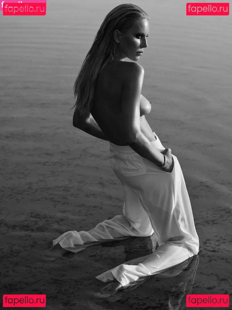 Onlysimonafans Onlyfans Photo Gallery 