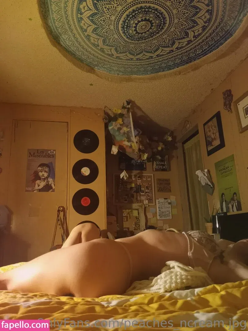 peaches_ncream.jpg Onlyfans Photo Gallery 