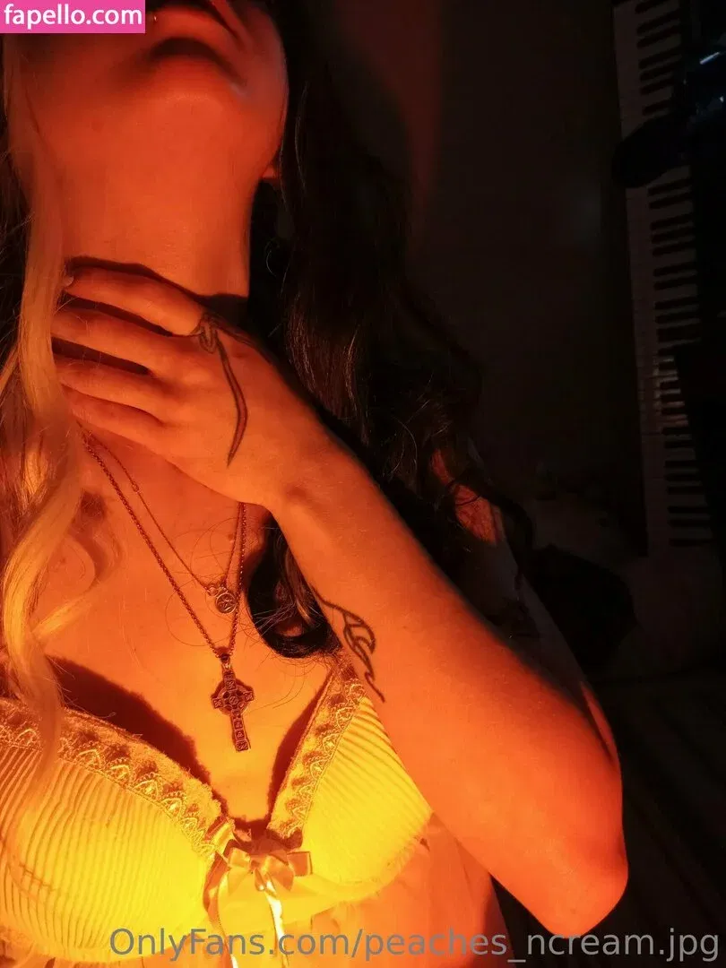 peaches_ncream.jpg Onlyfans Photo Gallery 