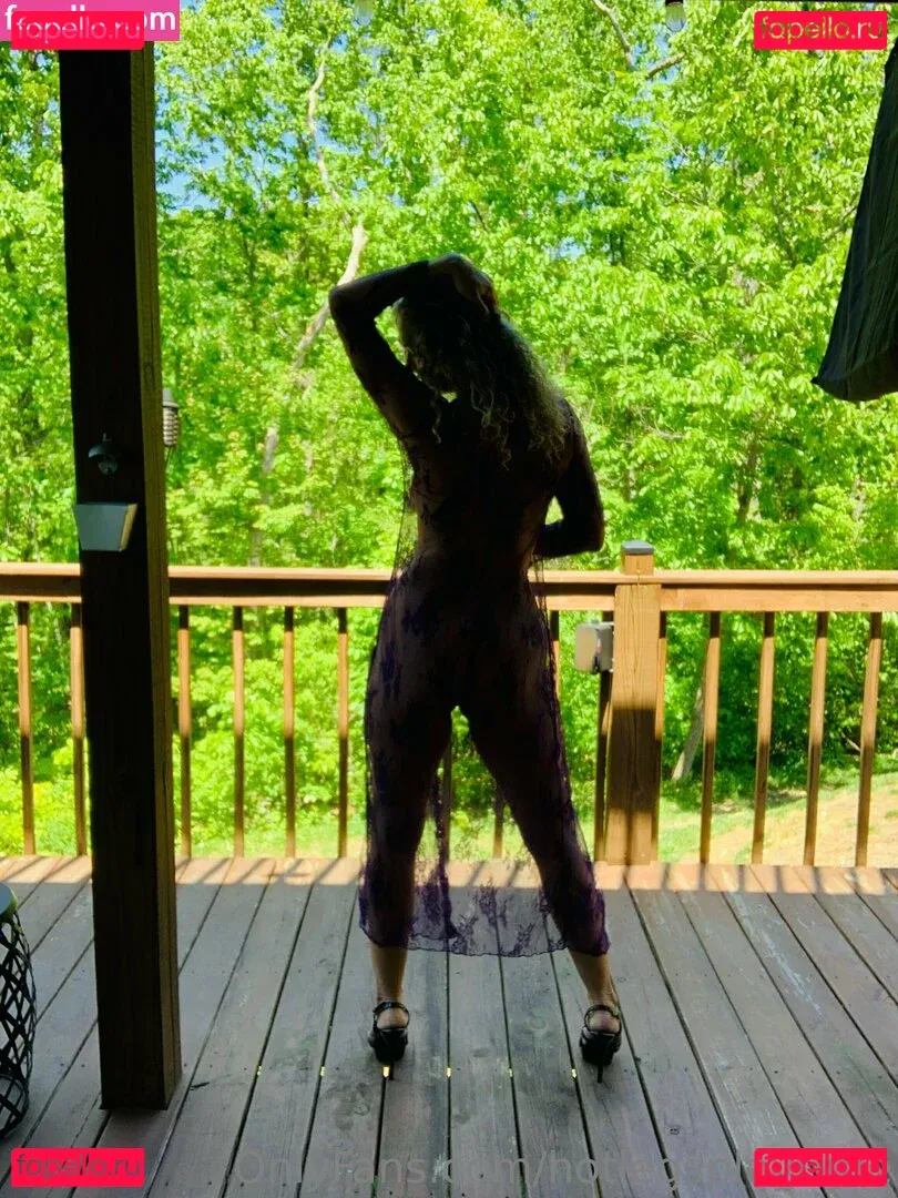 hotlegsplaytime Onlyfans Photo Gallery 