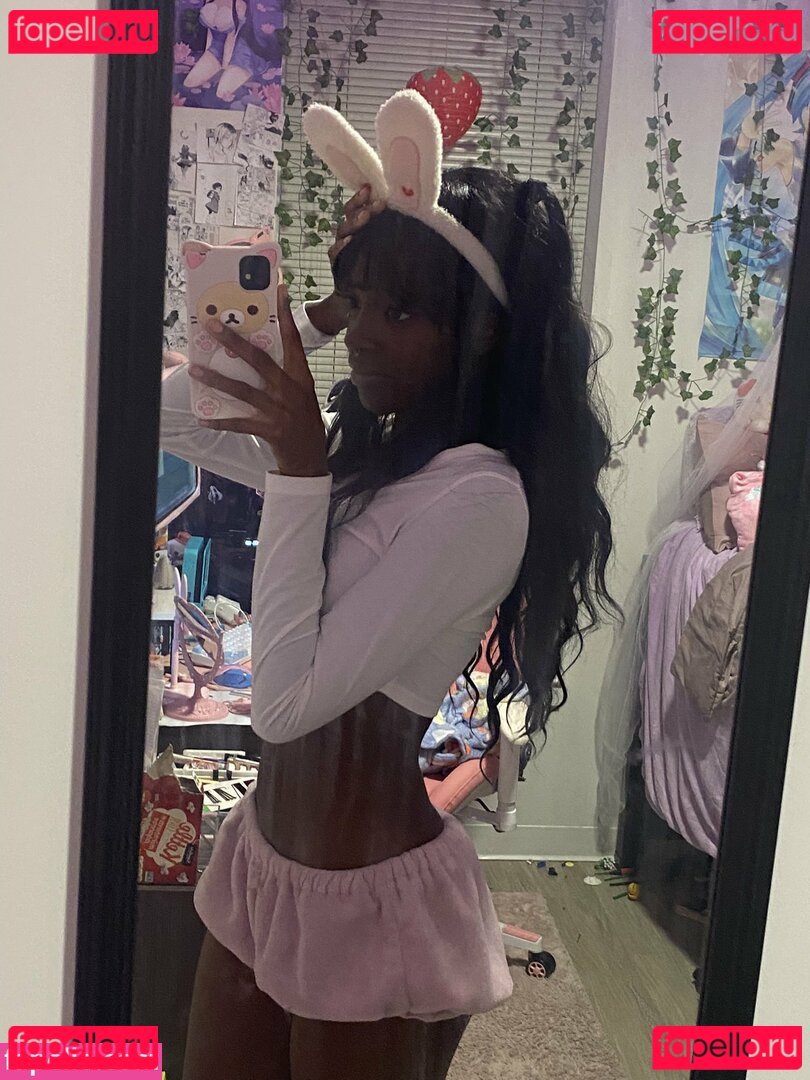 ef4iryy Nude Onlyfans Photo 19