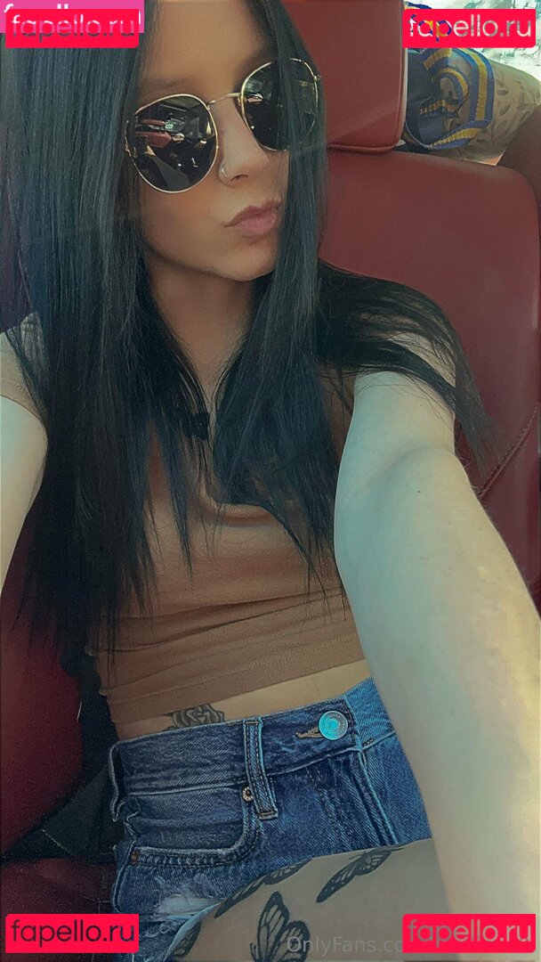 madinoelll Nude Onlyfans Photo 20