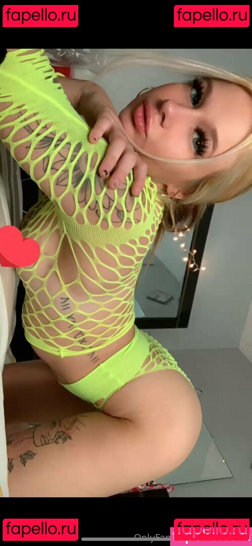 madinoelll Nude Onlyfans Photo 15