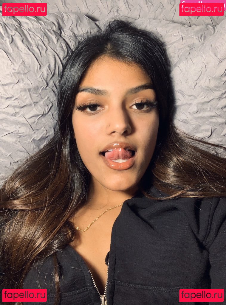 Lolachanel777 Nude Onlyfans Photo 4
