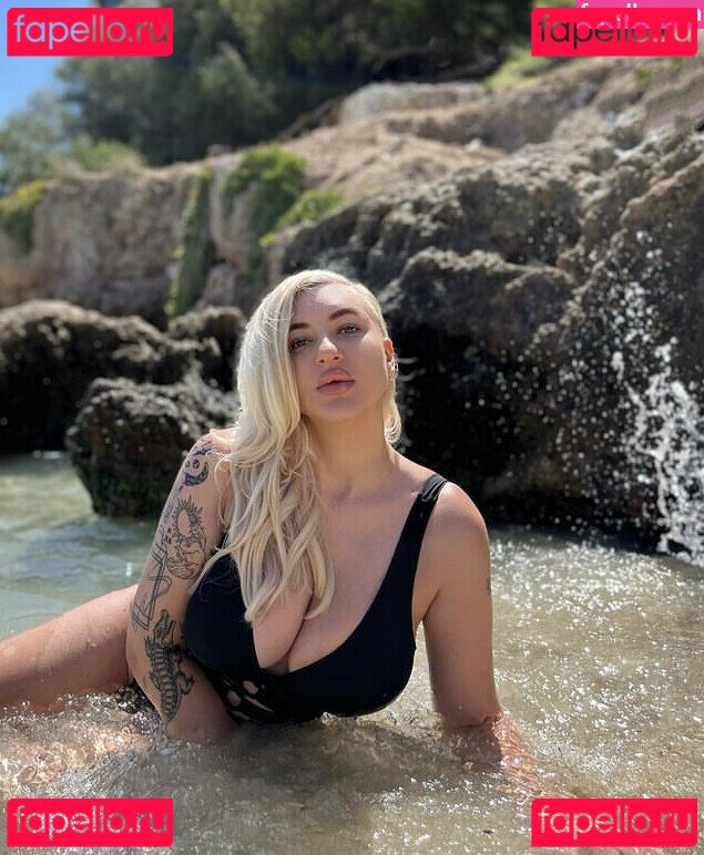 XeniaDidThat Nude Onlyfans Photo 20