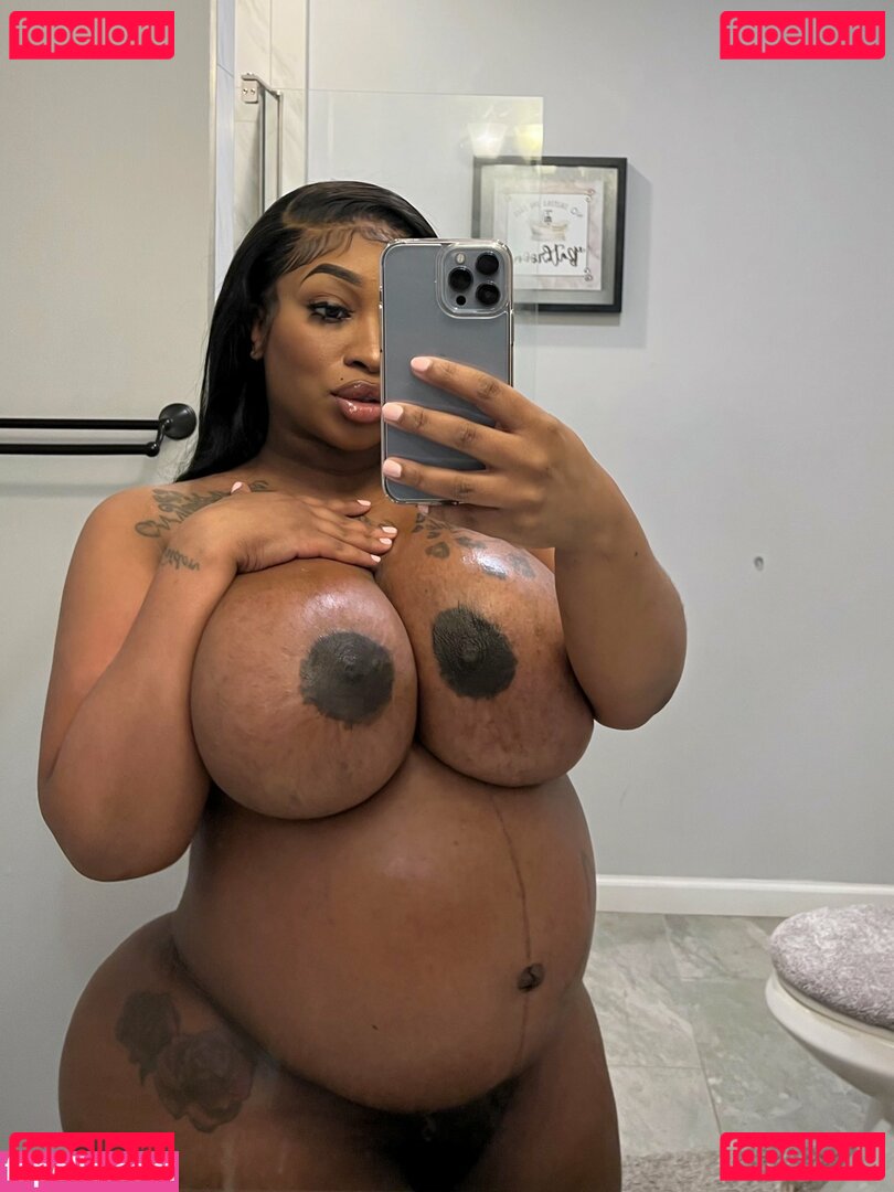 Fineassmercedes Nude Onlyfans Photo 3