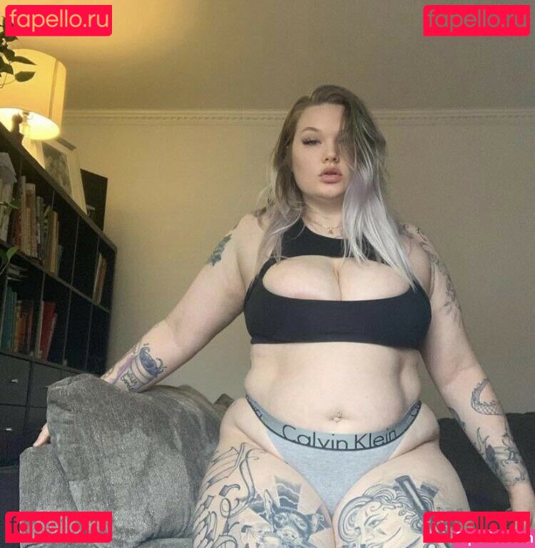 Rowdy Bands Nude Onlyfans Photo 19