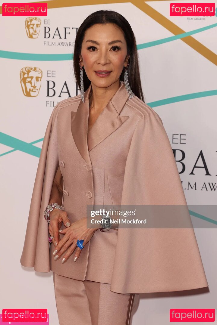 Michelle Yeoh Nude Onlyfans Photo 51