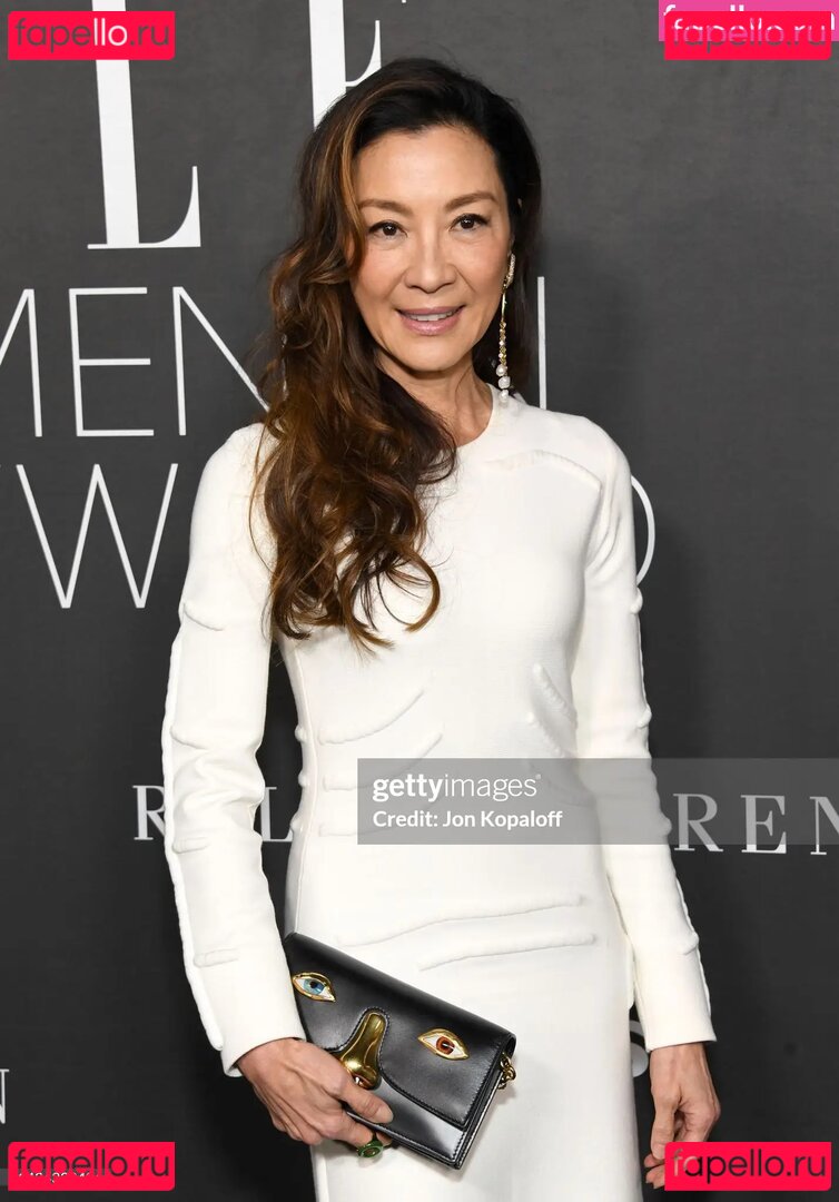 Michelle Yeoh Nude Onlyfans Photo 35