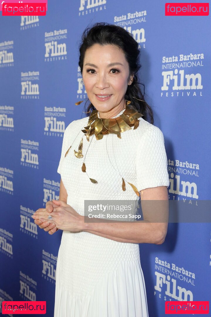 Michelle Yeoh Nude Onlyfans Photo 34