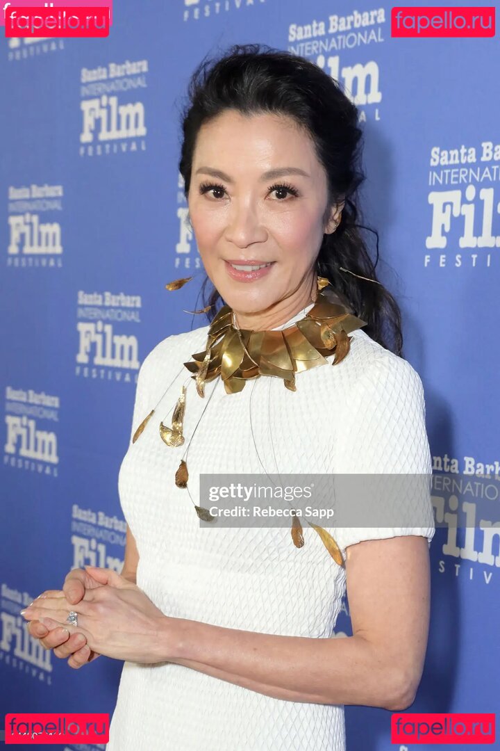 Michelle Yeoh Nude Onlyfans Photo 32
