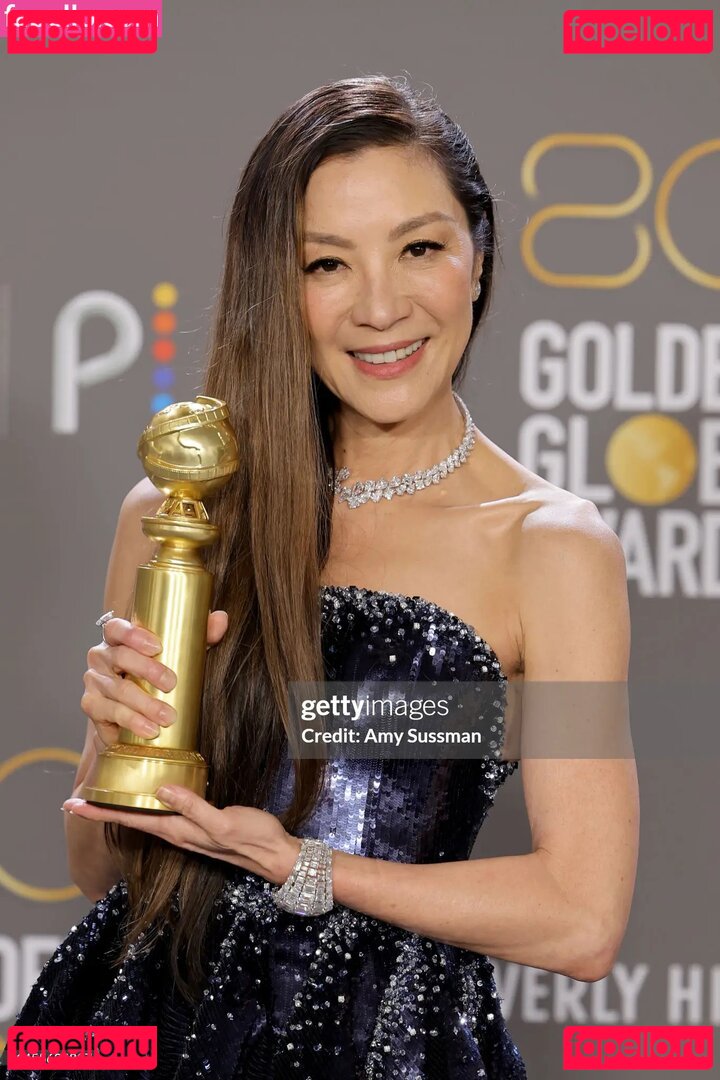 Michelle Yeoh Nude Onlyfans Photo 23