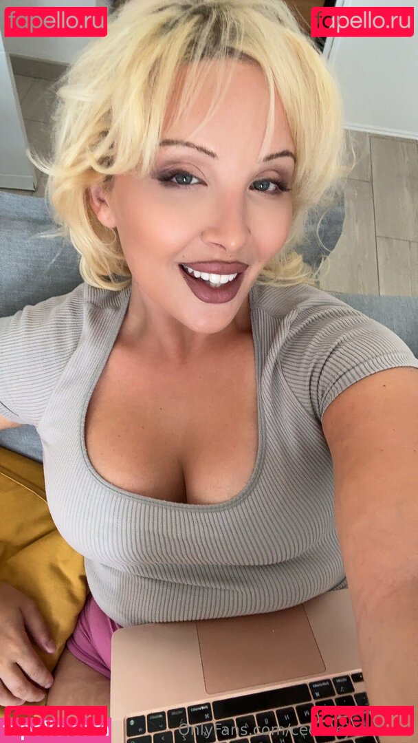Ceeceejacobsen Nude Onlyfans Photo 6