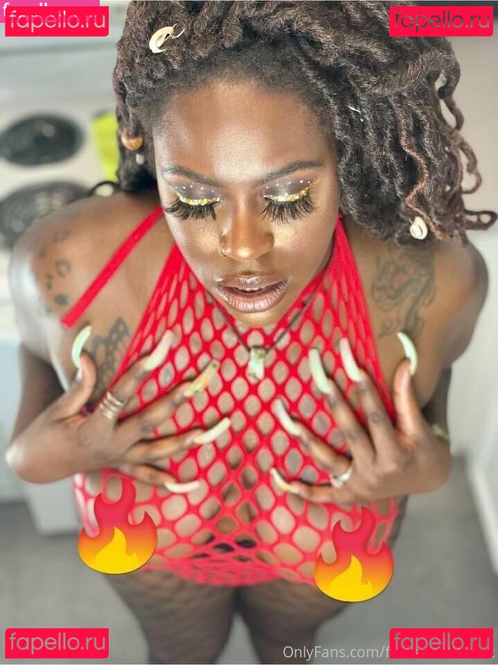 freesweetthroat Nude Onlyfans Photo 23