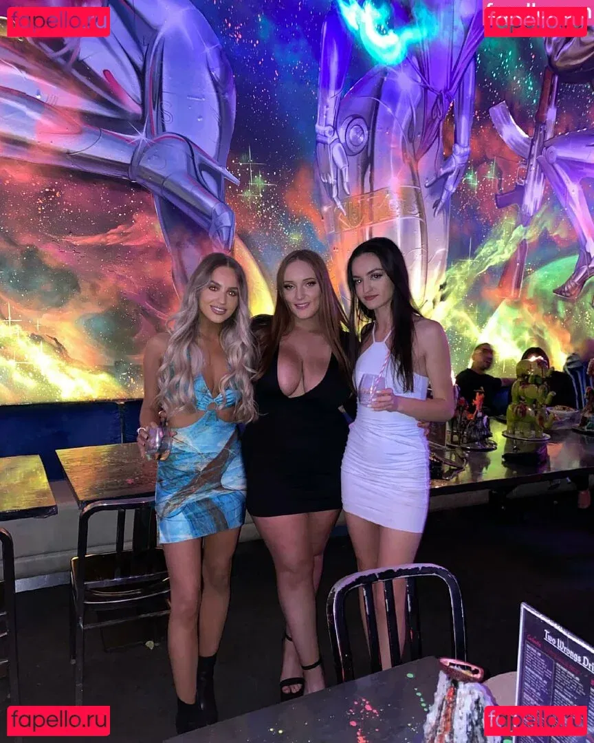 Dannielle Ashurst Onlyfans Photo Gallery 