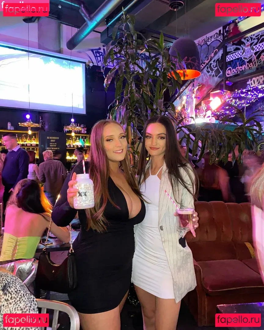 Dannielle Ashurst Onlyfans Photo Gallery 