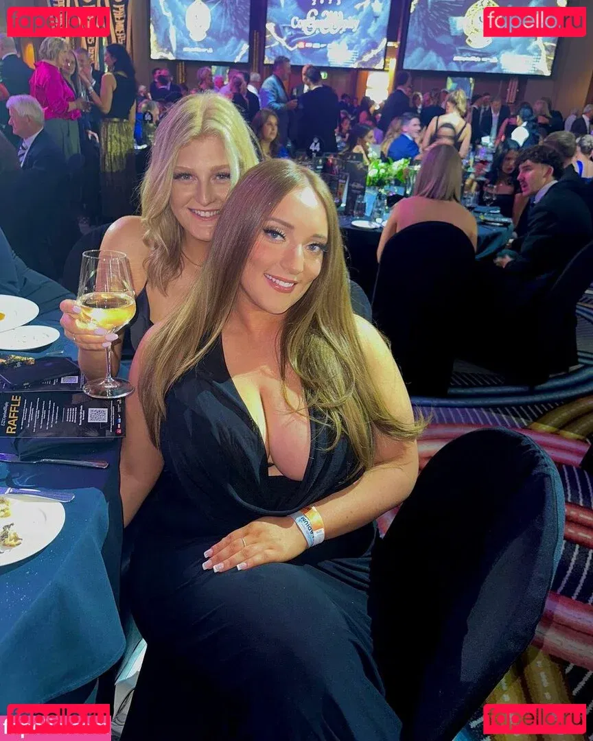 Dannielle Ashurst Onlyfans Photo Gallery 