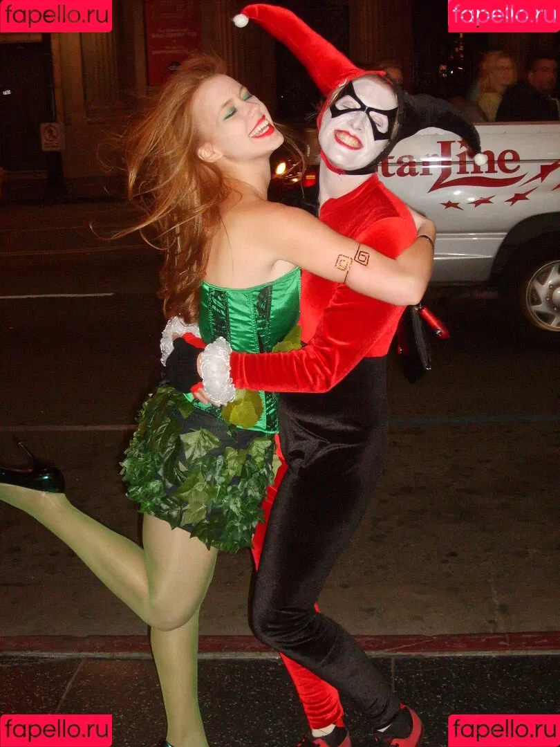Marisha Ray Onlyfans Photo Gallery 