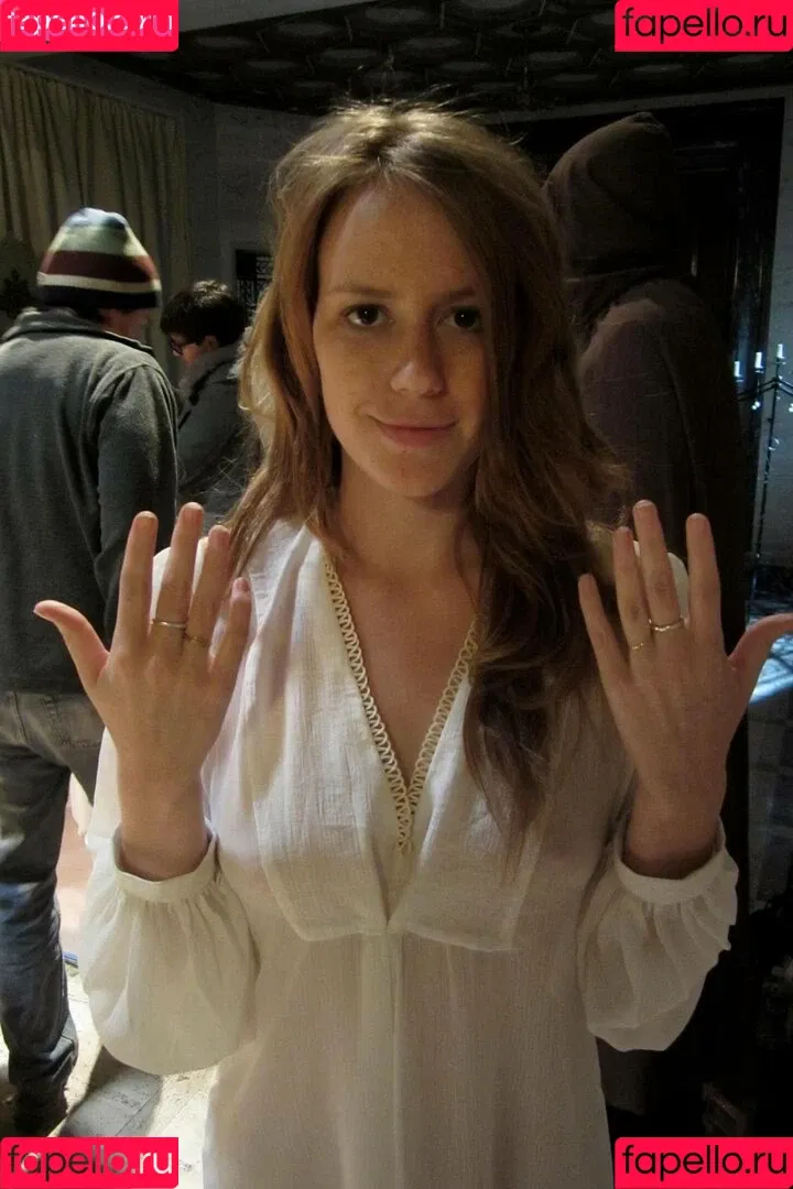 Marisha Ray Onlyfans Photo Gallery 