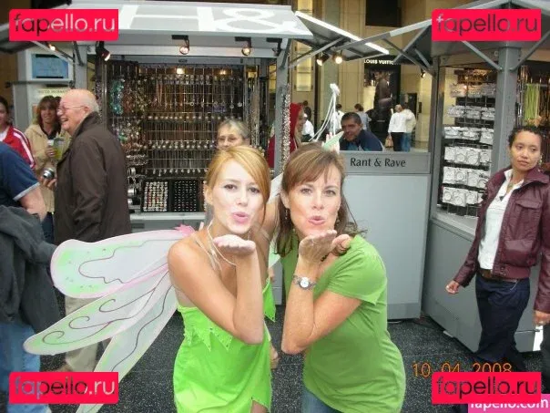 Marisha Ray Onlyfans Photo Gallery 