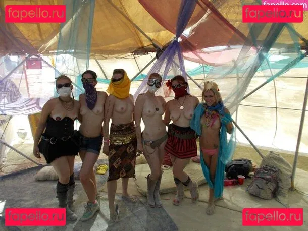 Marisha Ray Onlyfans Photo Gallery 