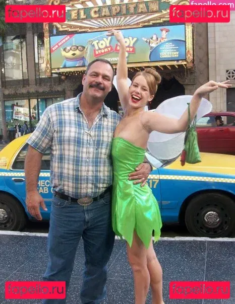 Marisha Ray Onlyfans Photo Gallery 