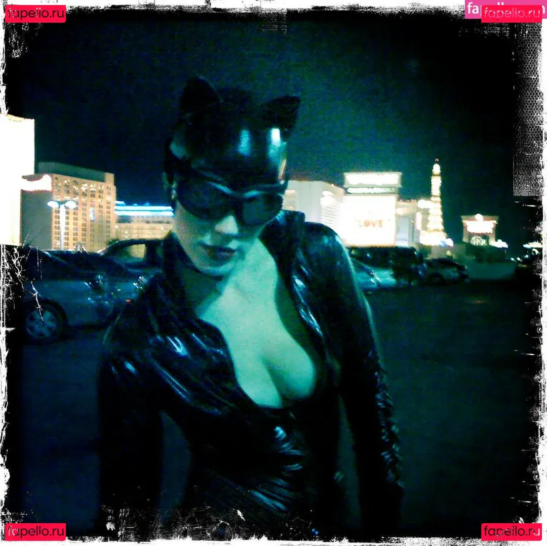 Marisha Ray Onlyfans Photo Gallery 