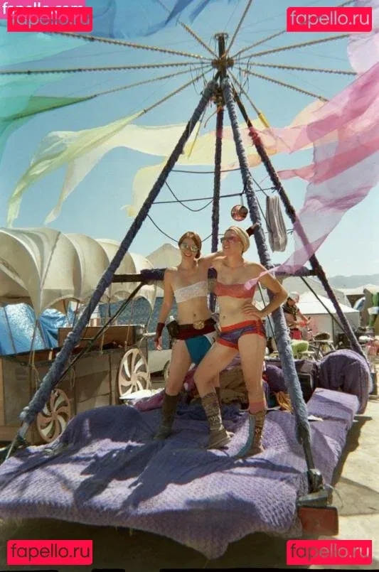 Marisha Ray Onlyfans Photo Gallery 