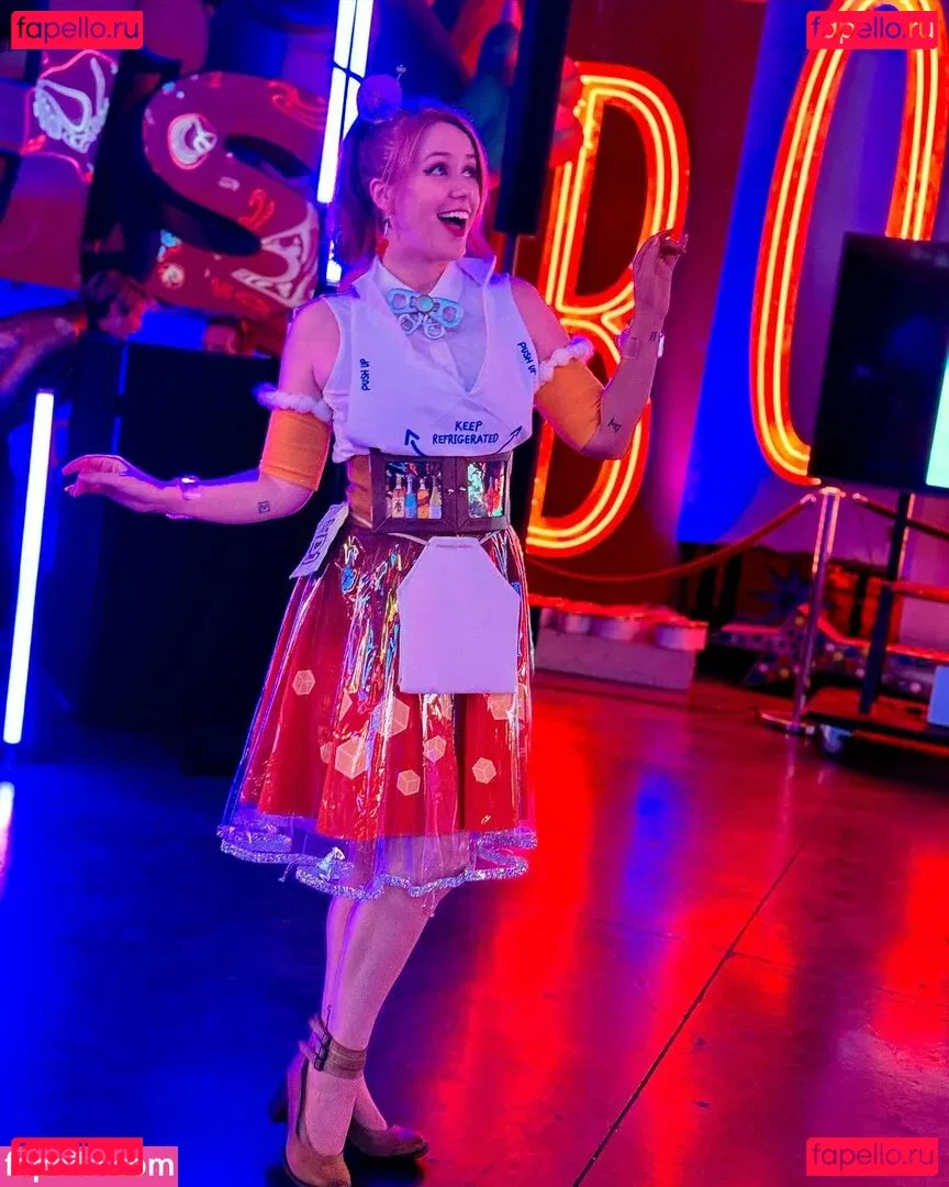 Marisha Ray Onlyfans Photo Gallery 