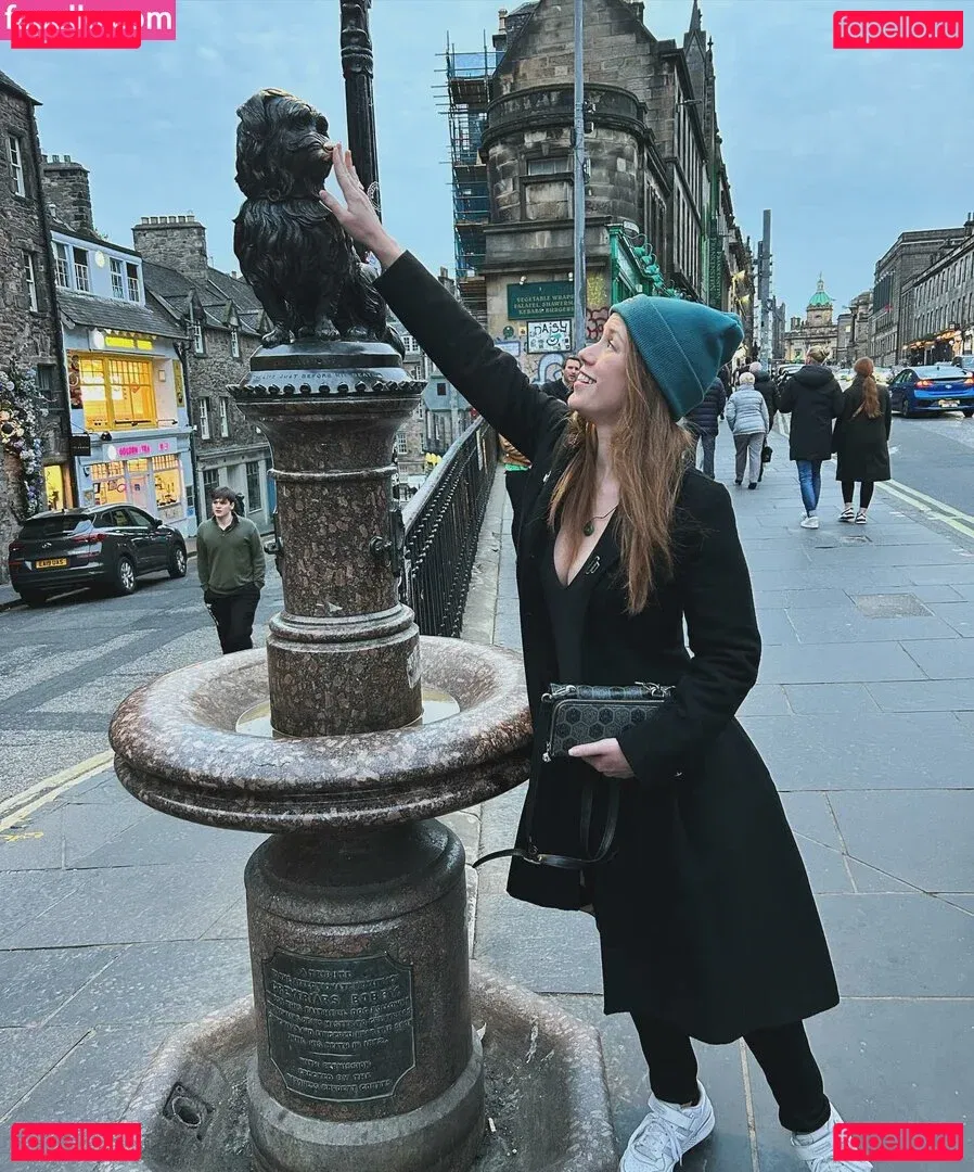 Marisha Ray Onlyfans Photo Gallery 