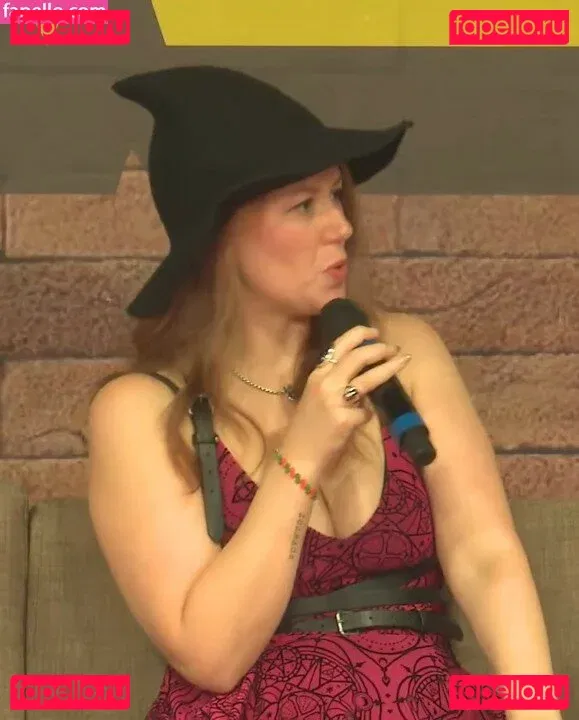 Marisha Ray Onlyfans Photo Gallery 