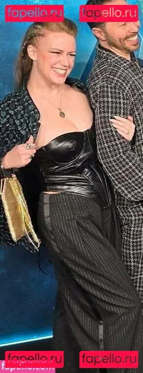 Marisha Ray Onlyfans Photo Gallery 