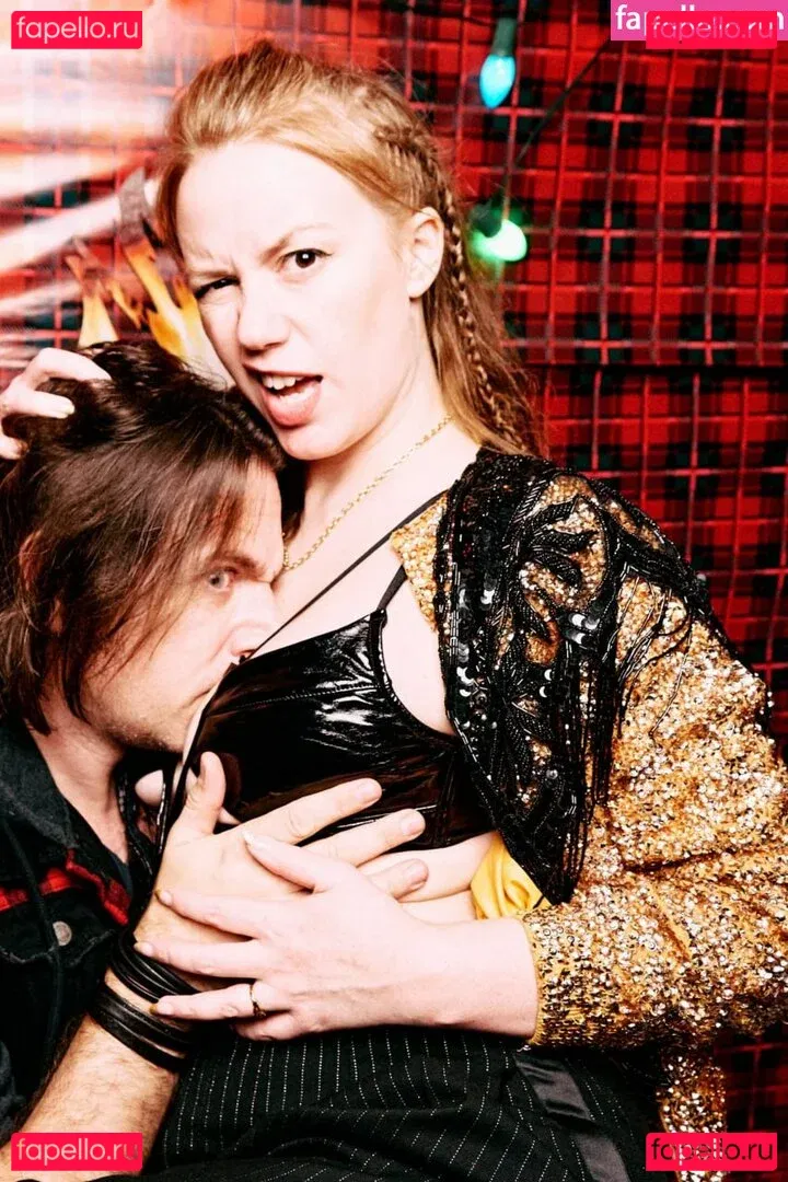 Marisha Ray Onlyfans Photo Gallery 