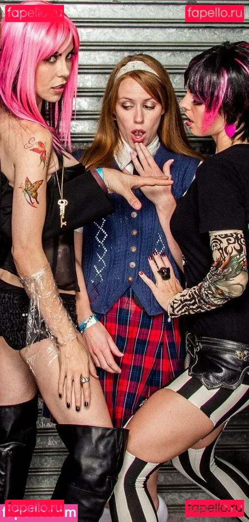 Marisha Ray Onlyfans Photo Gallery 