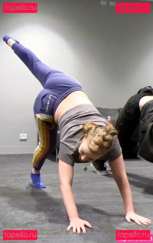 Marisha Ray Onlyfans Photo Gallery 