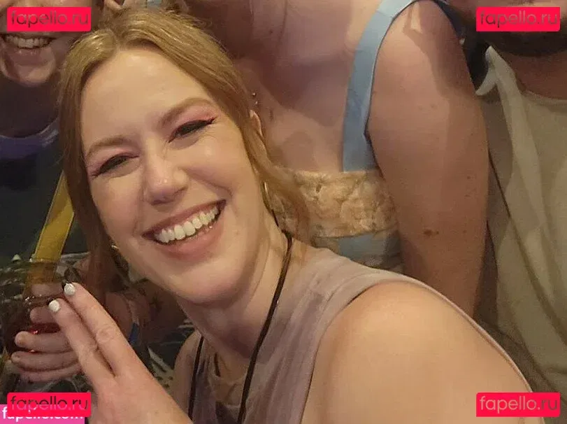 Marisha Ray Onlyfans Photo Gallery 
